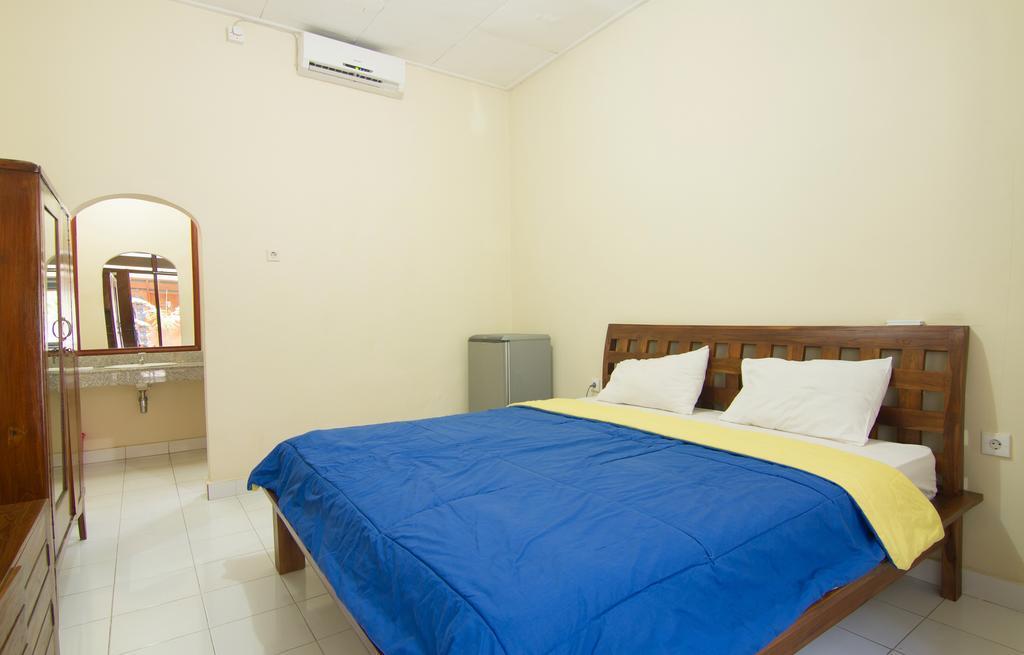 Pondok Nuri Homestay サヌール エクステリア 写真